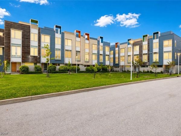 7132 Simpson Court, Cleveland, OH 44103