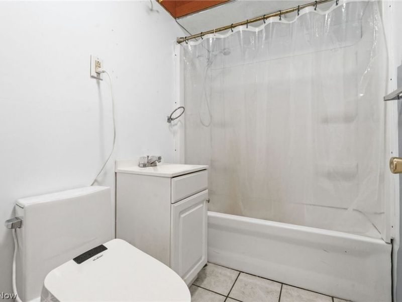 15086 Greenbower Street NE, Alliance, OH 44601 Photo 16
