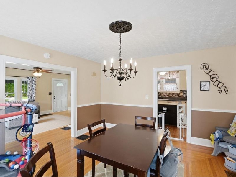 146 N Kensington Place, Springfield, OH 45504 Photo 9