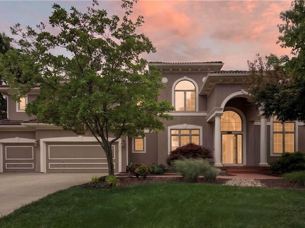 20619 W 88th Street, Lenexa, KS 66220
