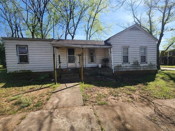 23 N Holbrook Street, Fort Scott, KS 66701