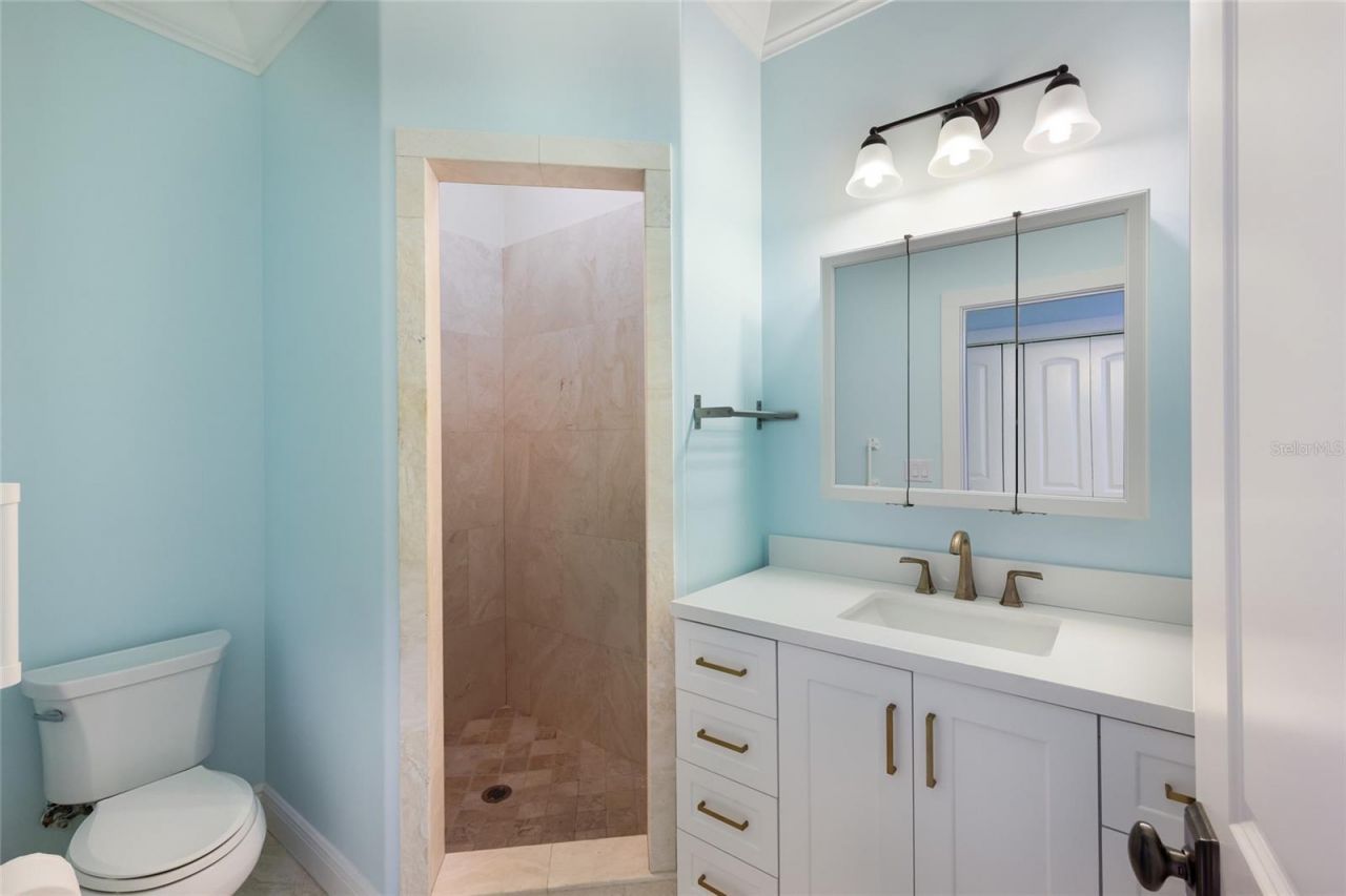 518 58th Street, Holmes Beach, FL 34217 Photo
