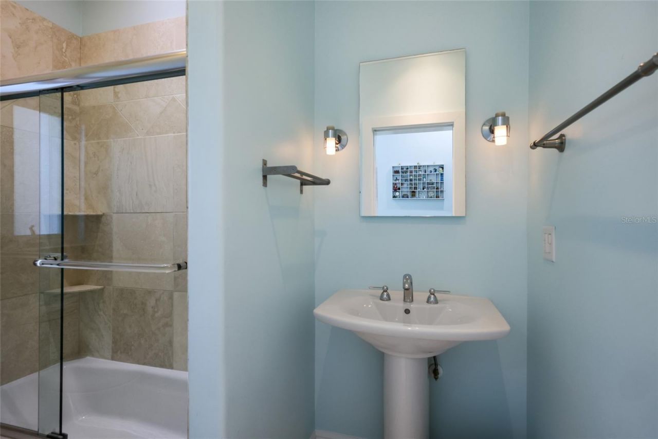 518 58th Street, Holmes Beach, FL 34217 Photo