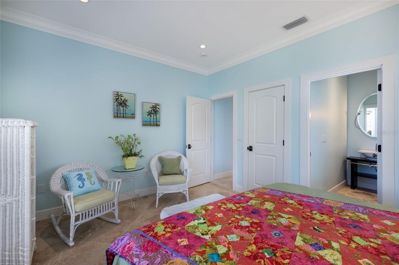 518 58th Street, Holmes Beach, FL 34217 Photo