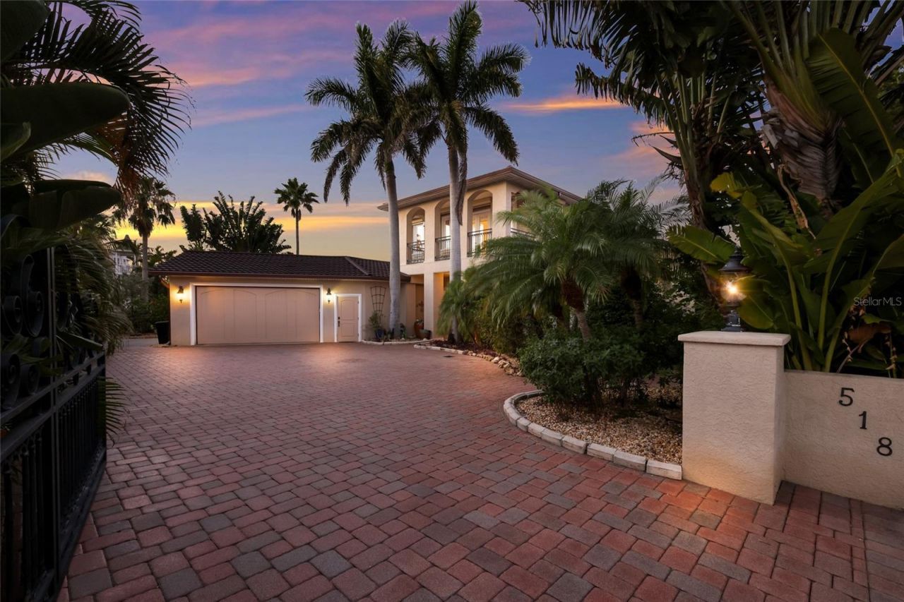 518 58th Street, Holmes Beach, FL 34217 Photo