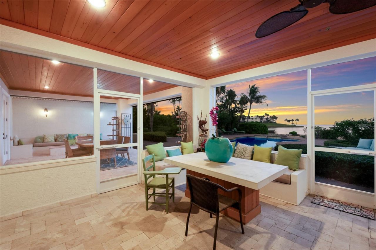 518 58th Street, Holmes Beach, FL 34217 Photo