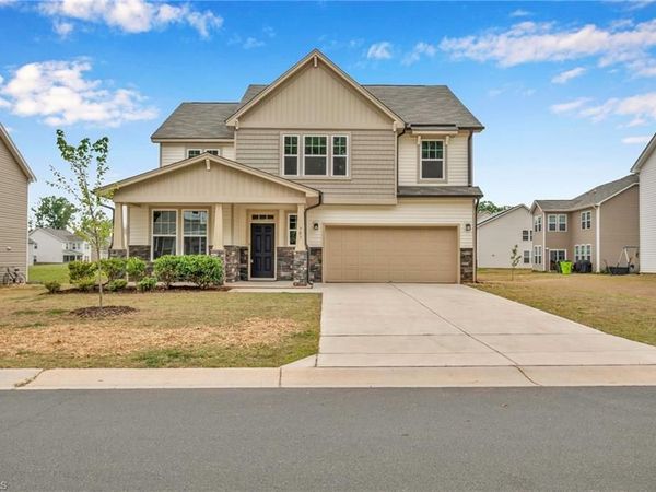 783 Heartpine Drive , Mebane, NC 27302