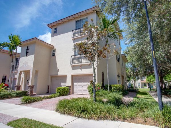 1020 E Longport Circle, Unit F2, Delray Beach, FL 33444