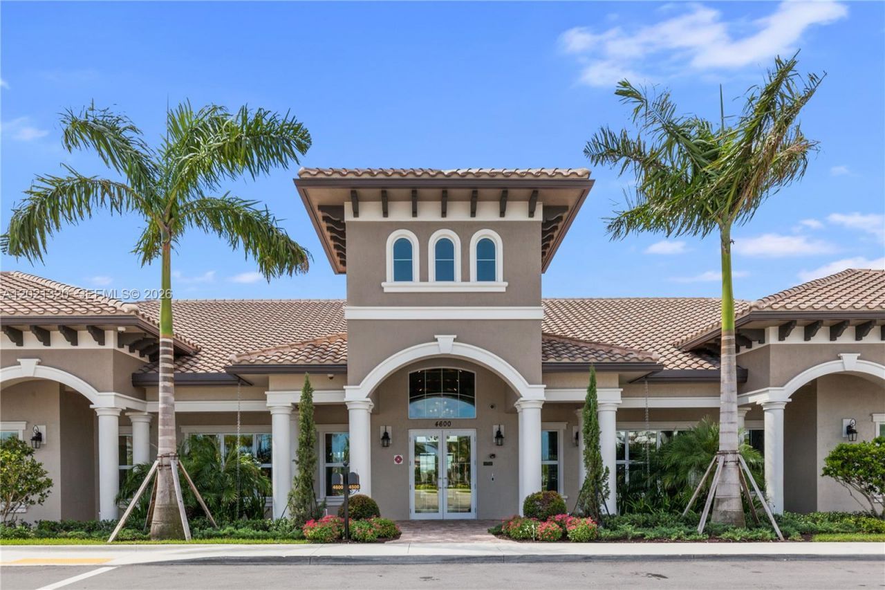 4810 Eucalyptus Dr, Unit 3, Hollywood, FL 33021 Photo