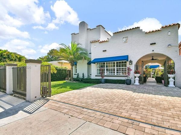 4722 SW 5th St , Miami, FL 33134