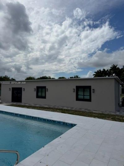 20465 SW 200th St , Miami, FL 33187 Photo