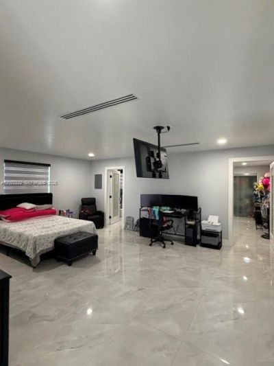 20465 SW 200th St , Miami, FL 33187 Photo