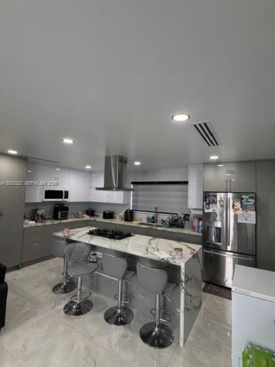 20465 SW 200th St , Miami, FL 33187 Photo