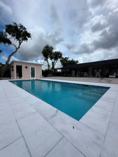 20465 SW 200th St , Miami, FL 33187 Photo
