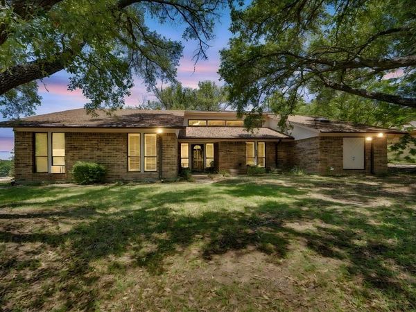 711 Craig Street , Hillsboro, TX 76645