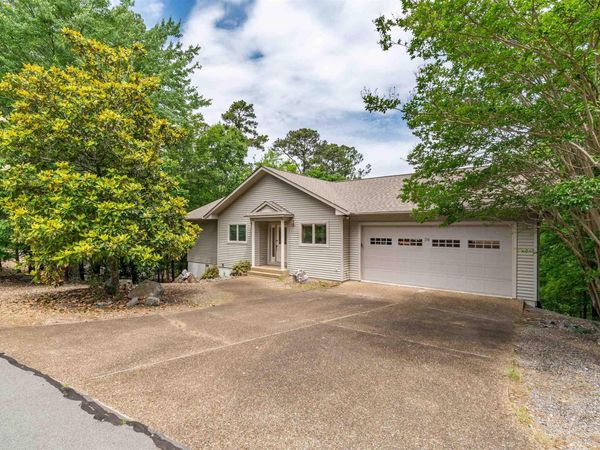 94 Mesero Way , Hot Springs Village, AR 71909