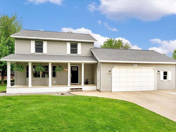 9447 Prairie Ridge Court, Zeeland, MI 49464