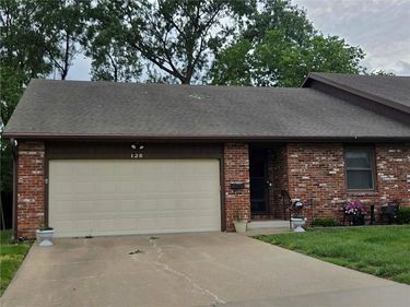 128 S Ryans N/A, St Joseph, MO 64506