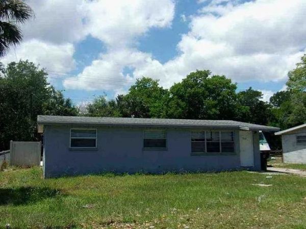 916 Derbyshire Road , Other Florida, FL 32117