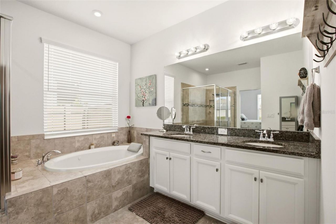 5720 Maidenstone Way , Palmetto, FL 34221 Photo