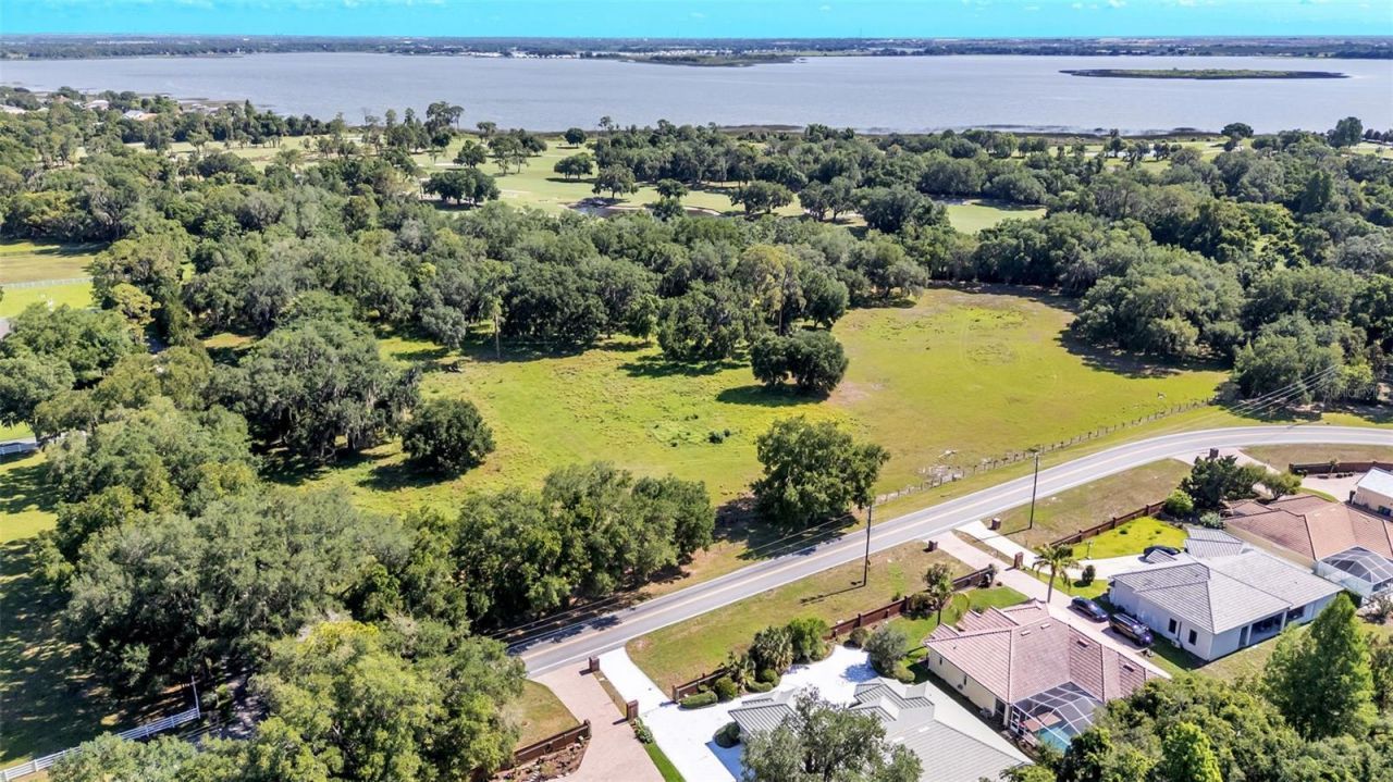 Country Club Road S, Winter Haven, FL 33881 Photo