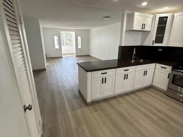 1660 NE 191st Street, Unit 404-1, Miami, FL 33179