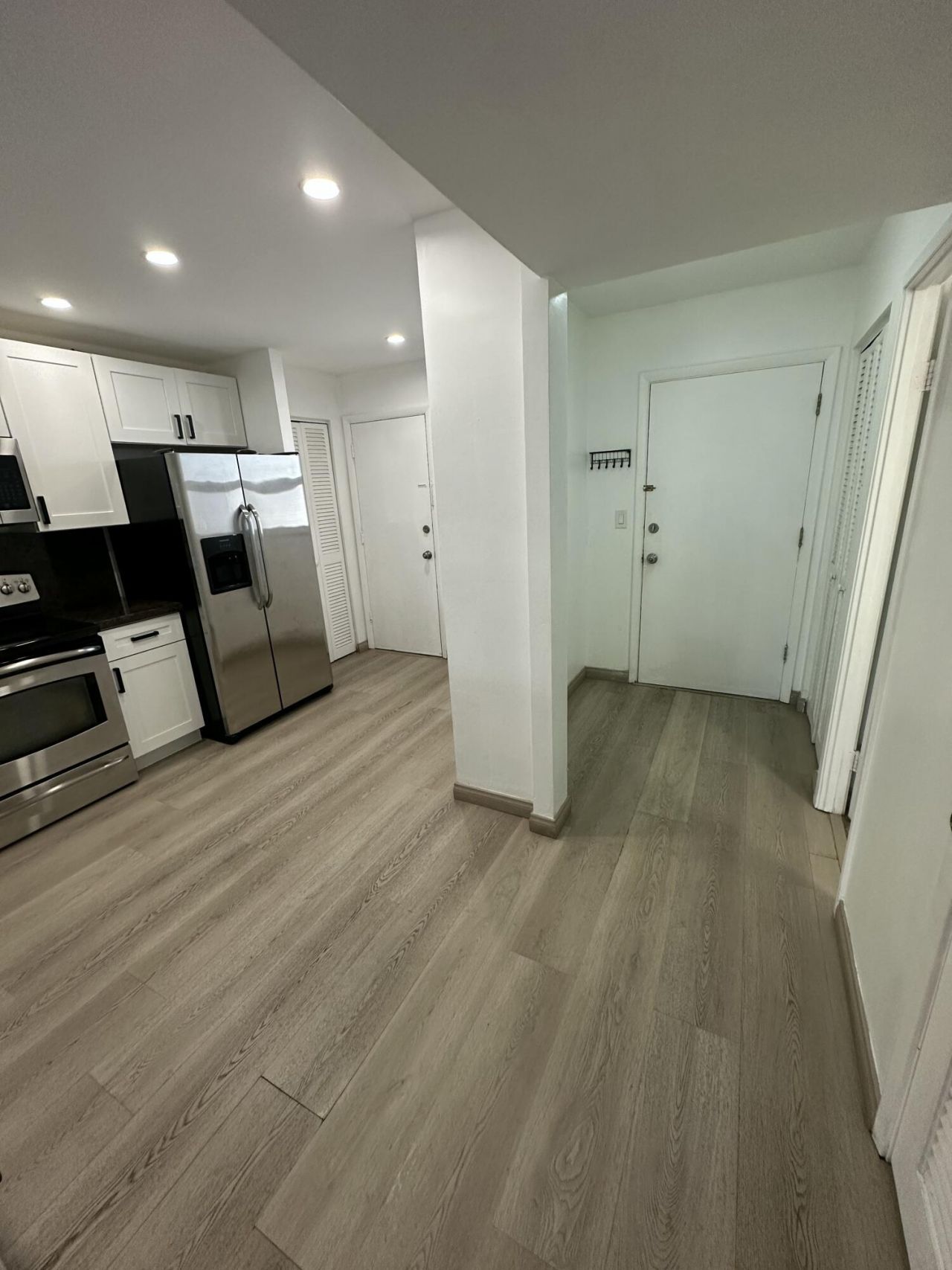 1660 NE 191st Street, Unit 404-1, Miami, FL 33179 Photo