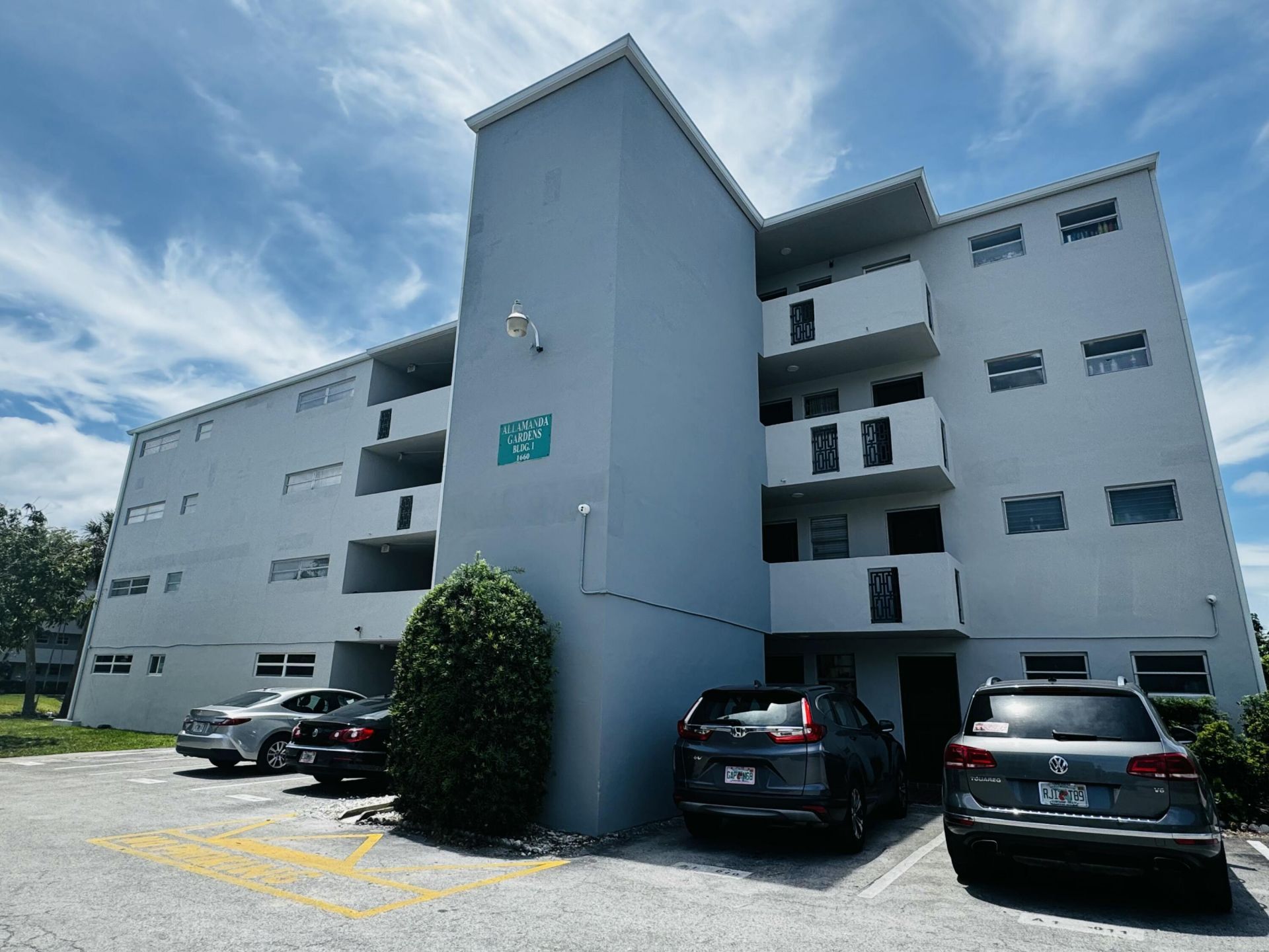 1660 NE 191st Street, Unit 404-1, Miami, FL 33179 Photo