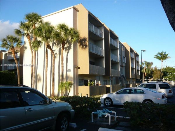 7715 SW 86th St , Unit A2-405, Miami, FL 33143