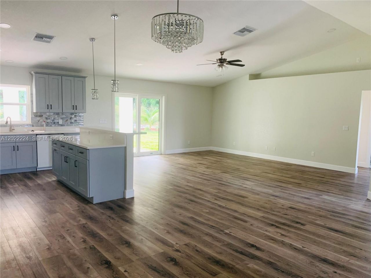 120 Clinton Avenue, Lake Placid, FL 33852 Photo