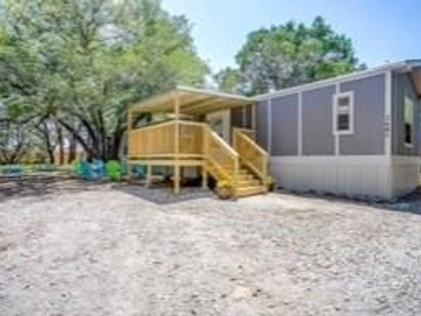 2605 Houston Court , Granbury, TX 76048