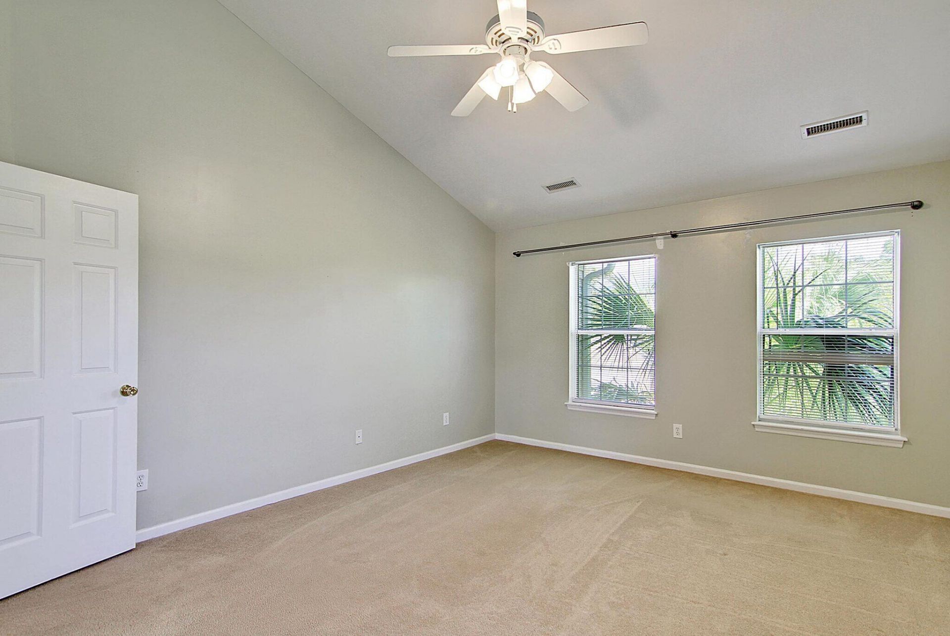 4025 Laurelwood Drive Photo 18