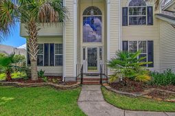 4025 Laurelwood Drive photo 4