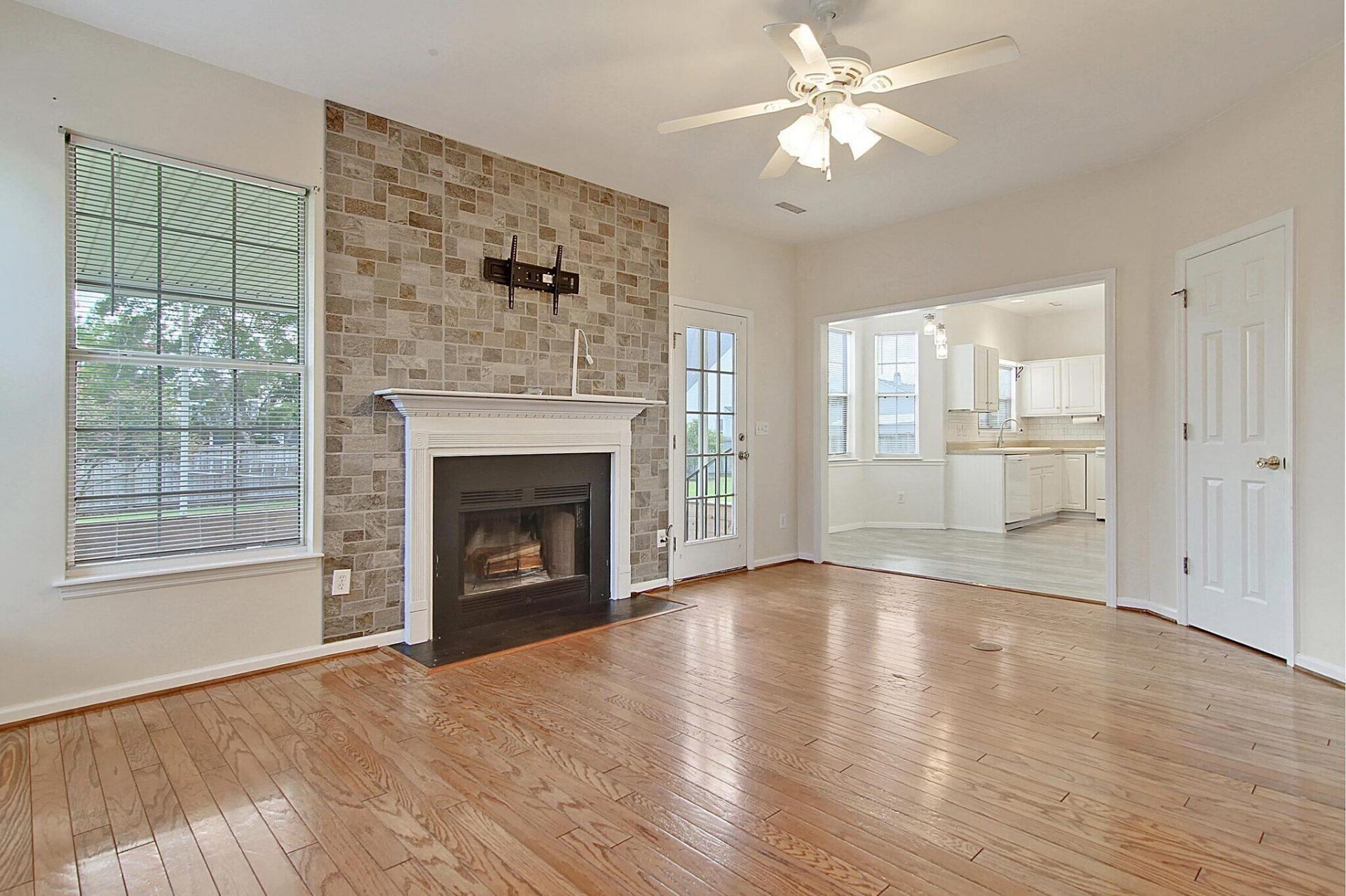 4025 Laurelwood Drive Photo 35