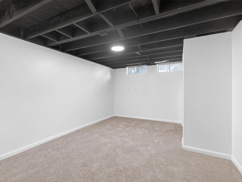 5084 Refugee Road, Columbus, OH 43232 Photo 24