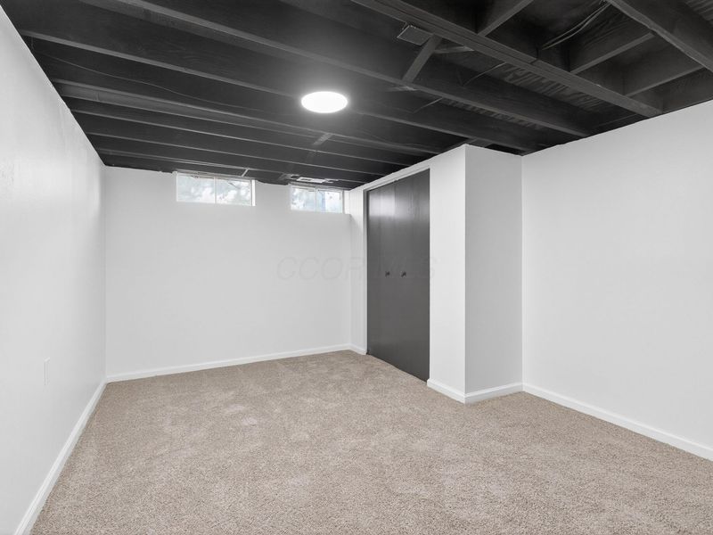 5084 Refugee Road, Columbus, OH 43232 Photo 25
