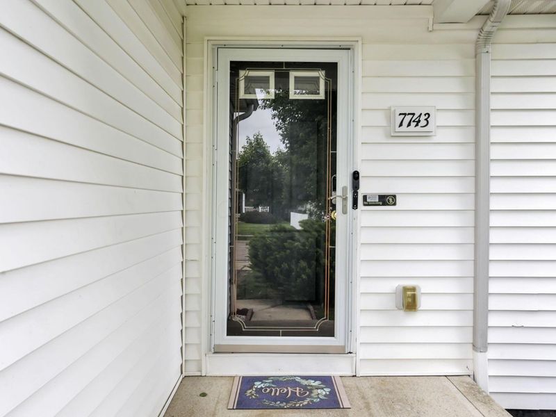 7743 Solomen Run Drive, Blacklick, OH 43004 Photo 5