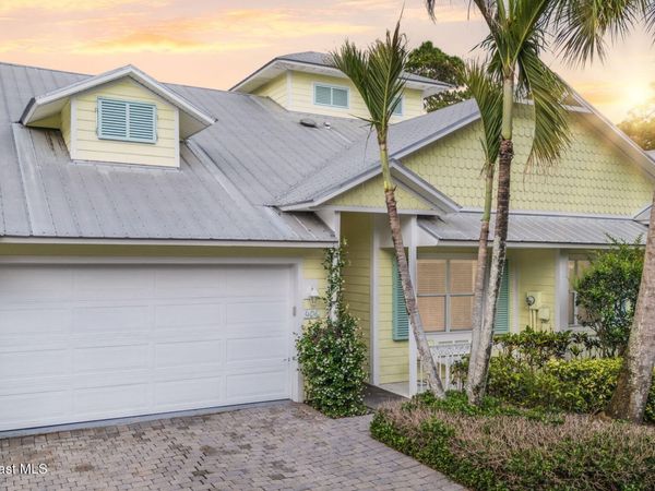 406 Pineapple Square SW , Vero Beach, FL 32962