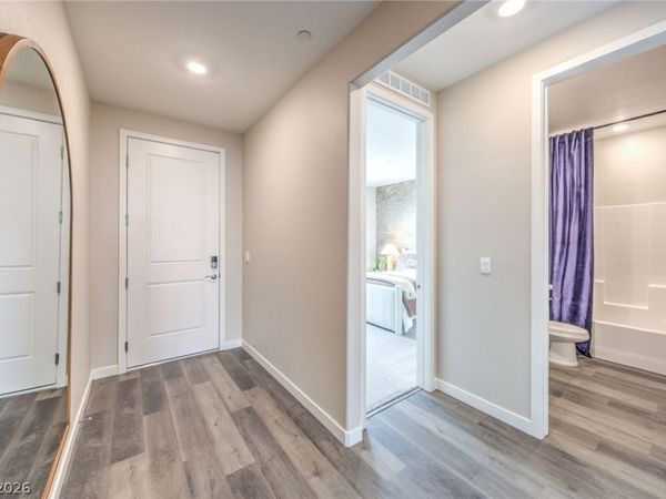 7920 Justin Cove Street , North Las Vegas, NV 89084