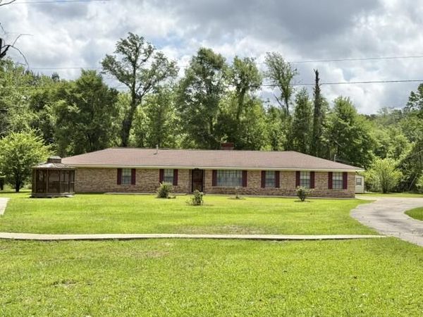 234 Joe Magee Rd., Columbia, MS 39429