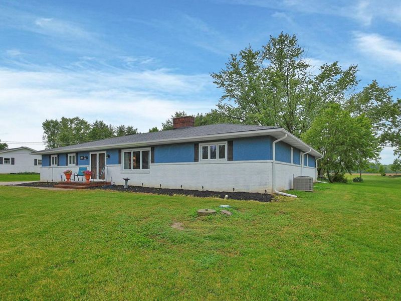 3155 Sitterley Road NW, Canal Winchester, OH 43110 Photo 3