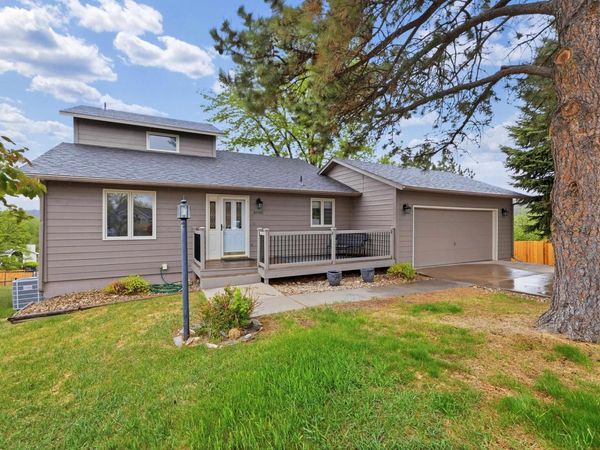 3005 SUNNY HILL CIR, Rapid City, SD 57702