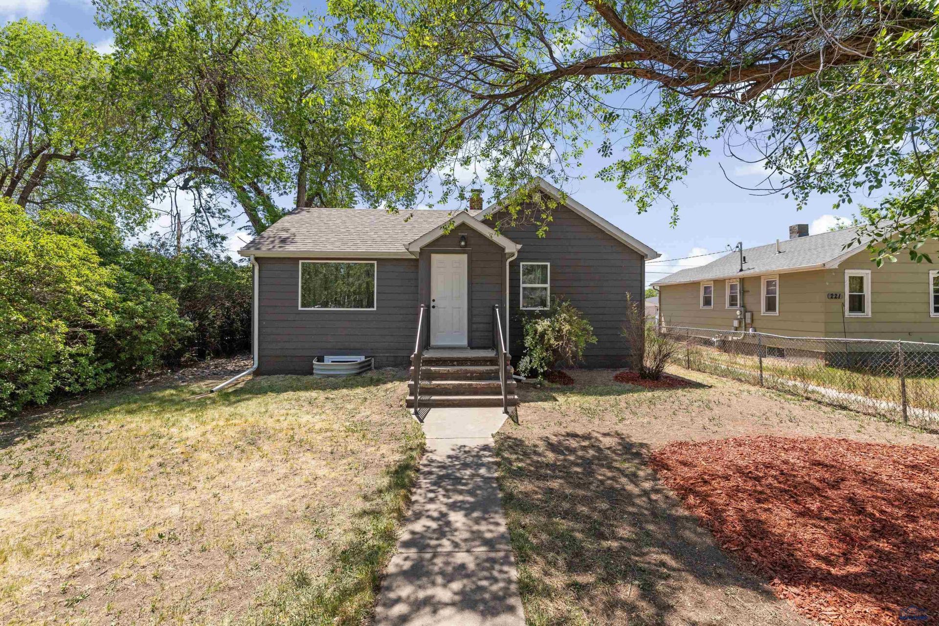 225 East Jackson St, Rapid City, SD 57701 Main Photo