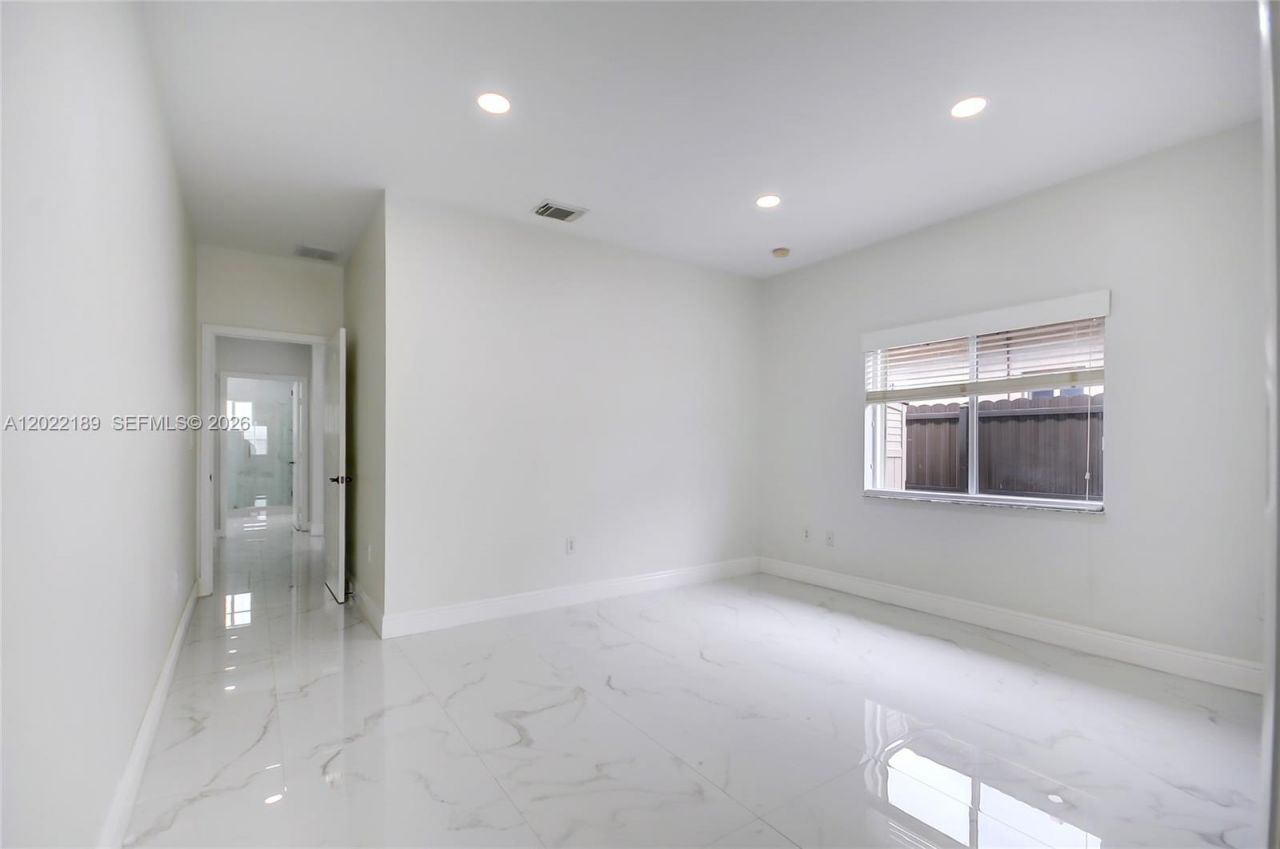 15548 SW 19th Ln , Unit 15548, Miami, FL 33185 Photo