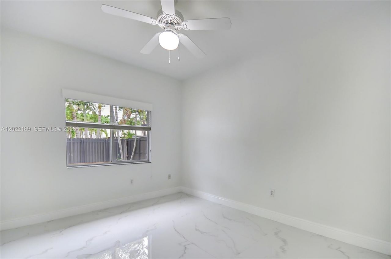 15548 SW 19th Ln , Unit 15548, Miami, FL 33185 Photo