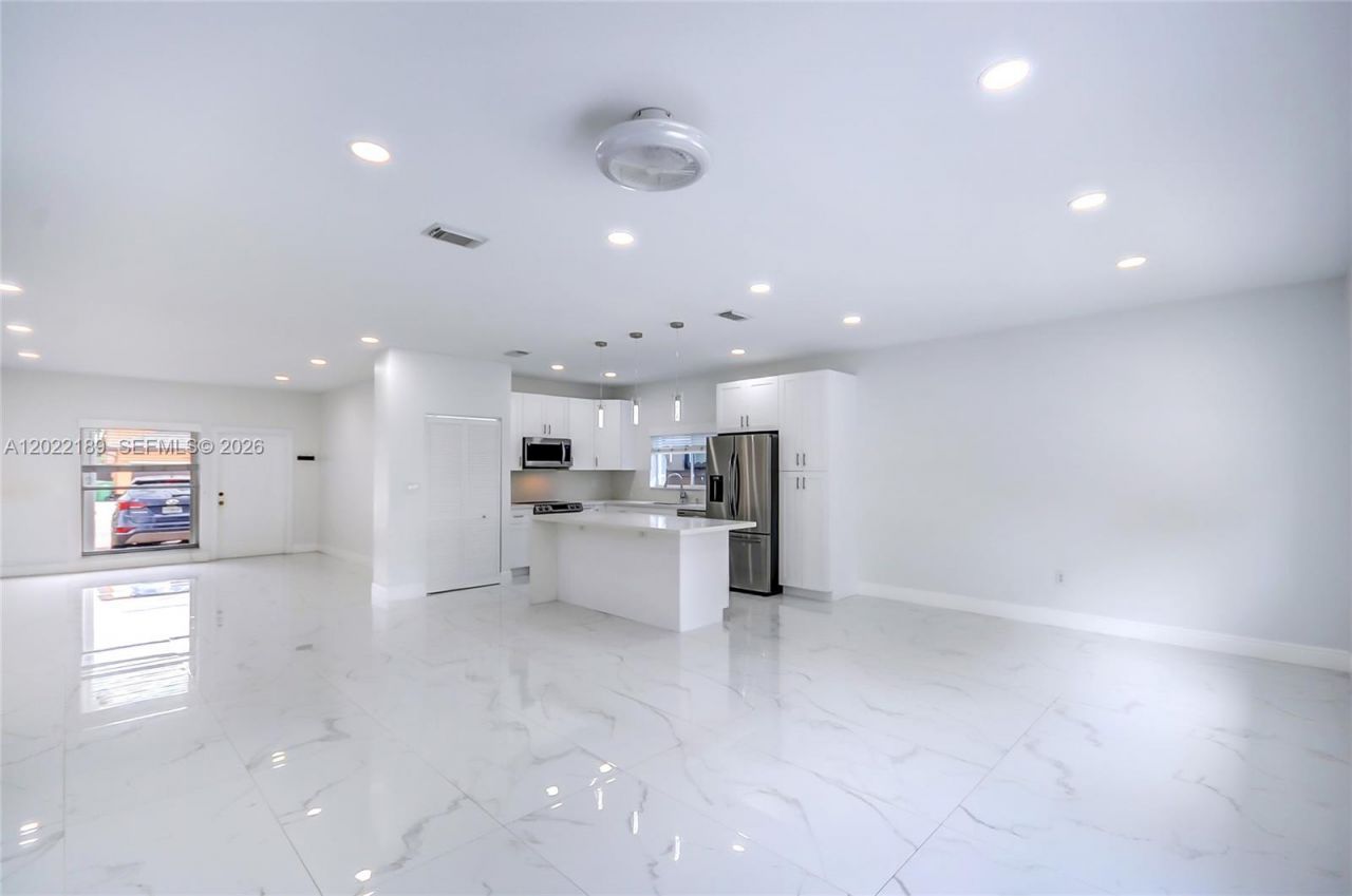15548 SW 19th Ln , Unit 15548, Miami, FL 33185 Photo