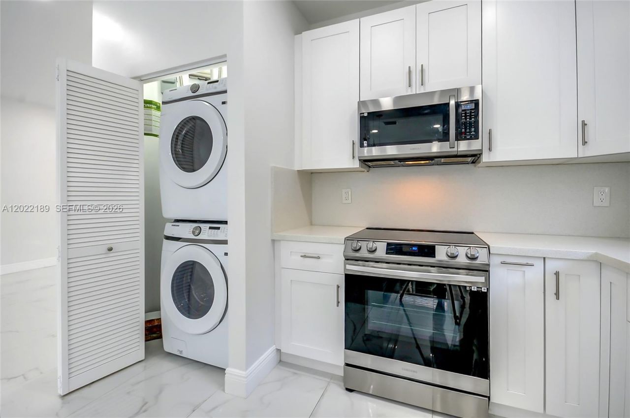 15548 SW 19th Ln , Unit 15548, Miami, FL 33185 Photo