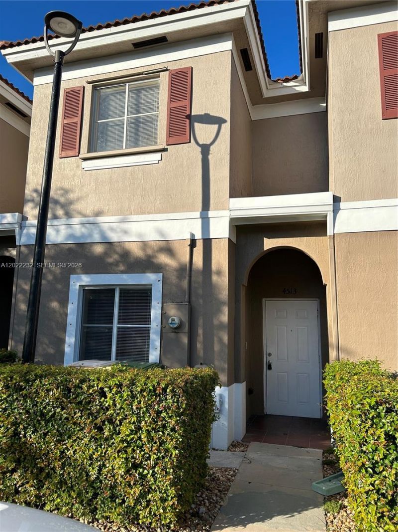 4513 Woodland Cir, Unit 4513, Tamarac, FL 33319 Photo
