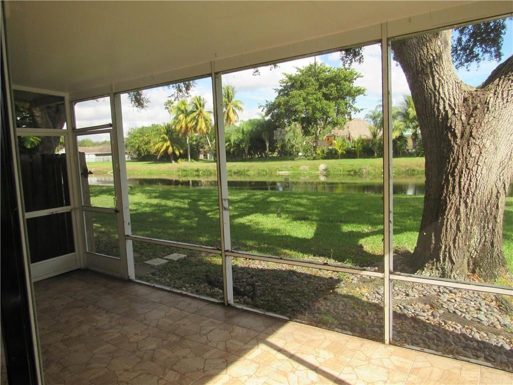 5240 SW 121st Avenue, Cooper City, FL 33330 Photo