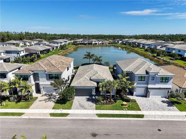 12779 Woodbury DR , ESTERO, fl 33928